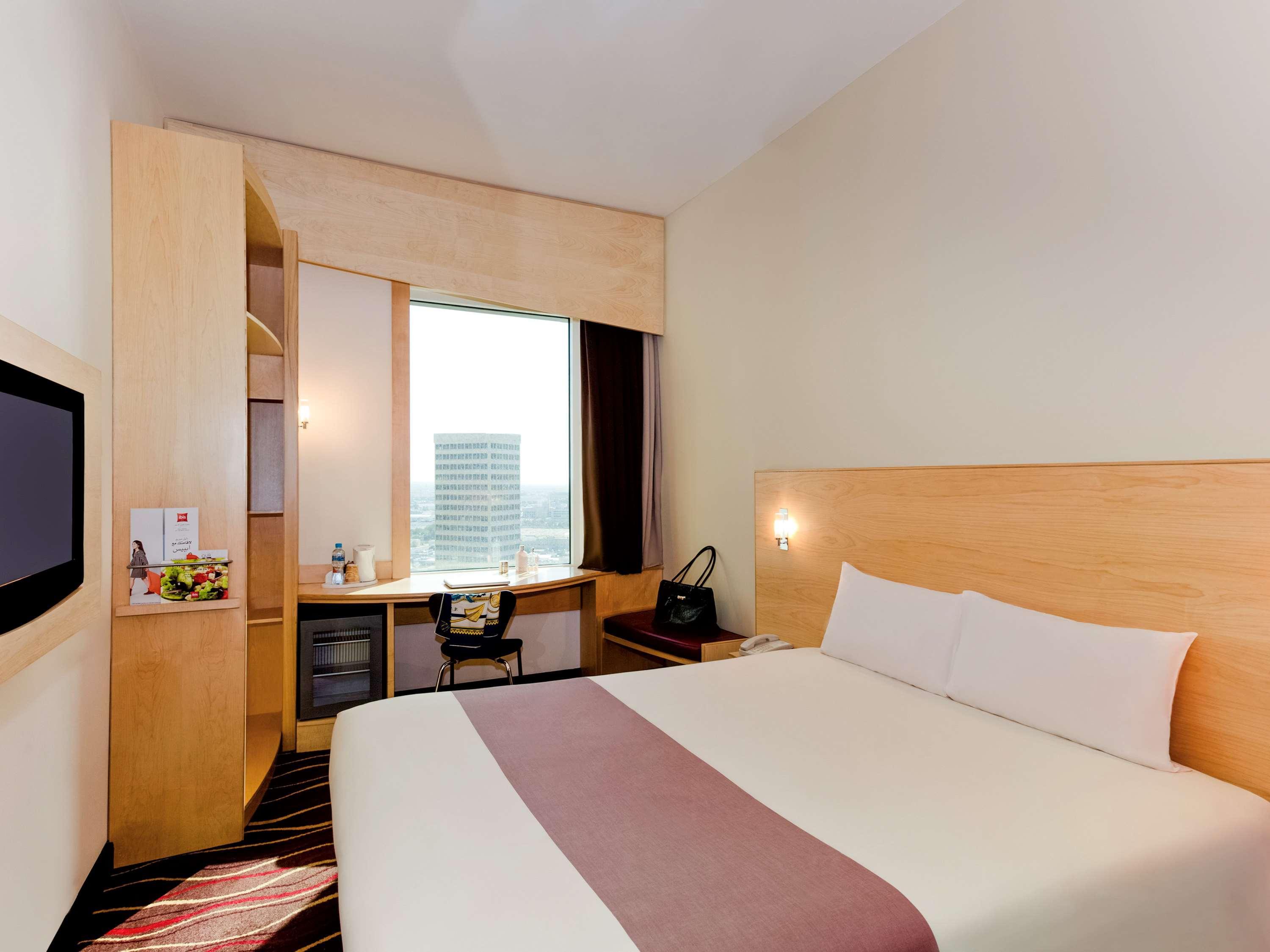 Ibis Sharq Hotel Kuwait City Bagian luar foto