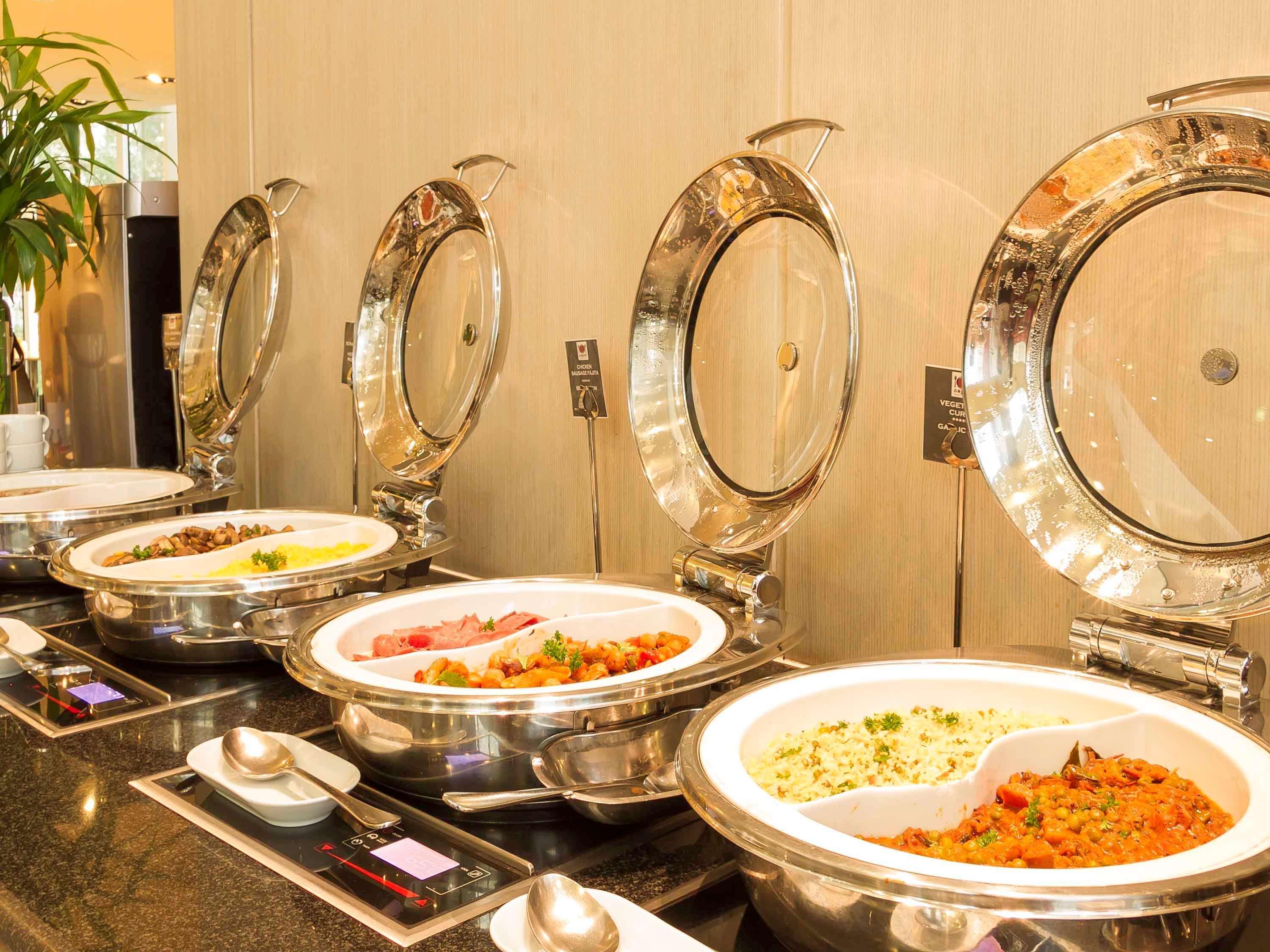 Ibis Sharq Hotel Kuwait City Bagian luar foto
