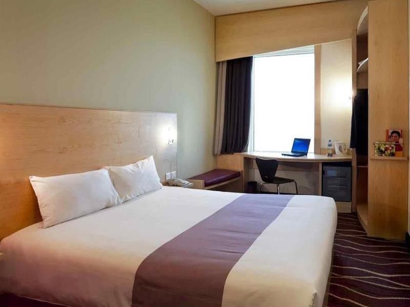 Ibis Sharq Hotel Kuwait City Bagian luar foto