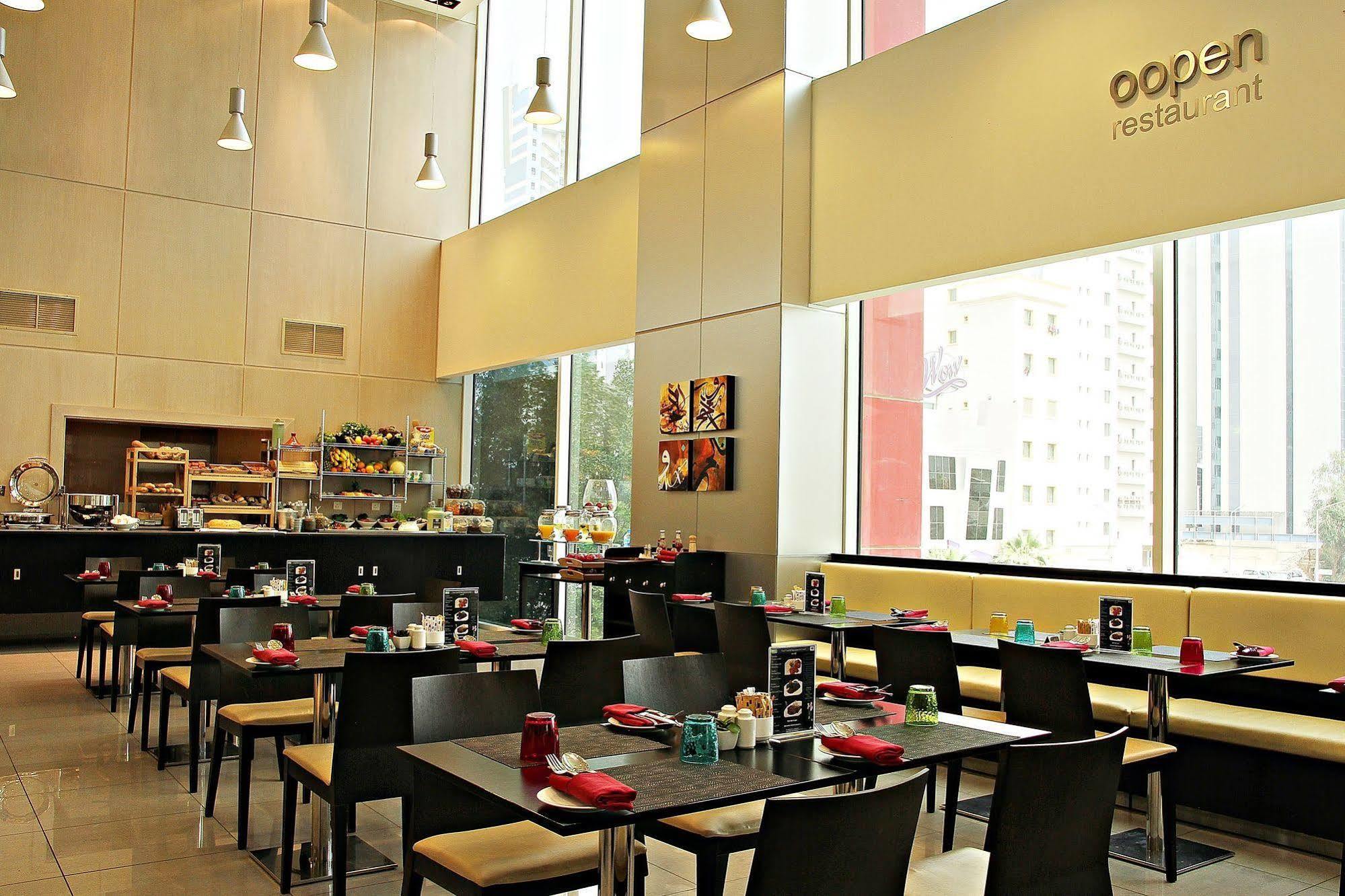 Ibis Sharq Hotel Kuwait City Bagian luar foto
